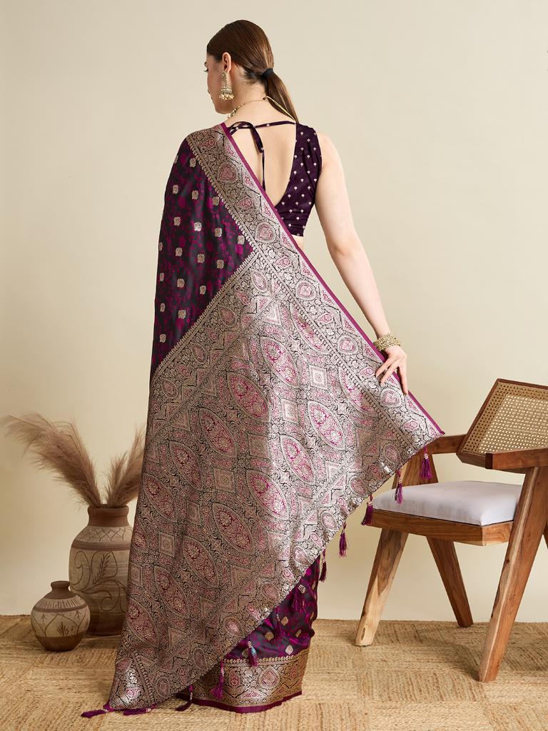 Women Purple Woven Saree with Silver Zari Border