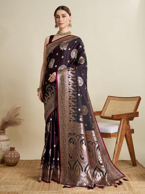 Women Violate Woven Saree with Silver Zari Border 