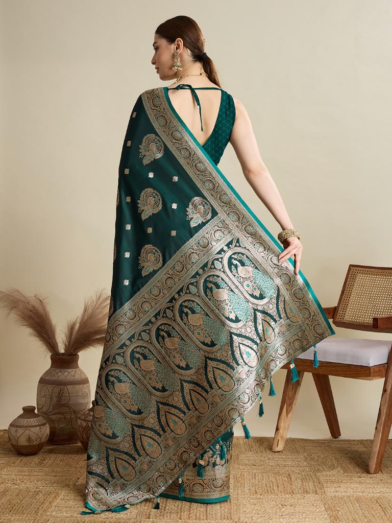 Women Green Woven Saree with Silver Zari Border