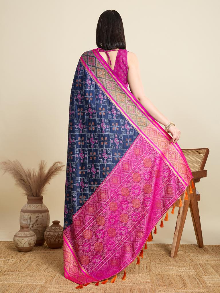 Women Navy Blue Woven Saree with Pink Zari Border
