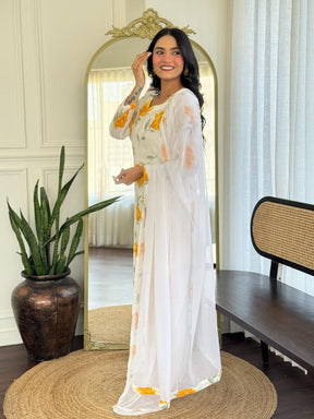 Women White Floral Printed Kurta Set with Dupatta & Pant