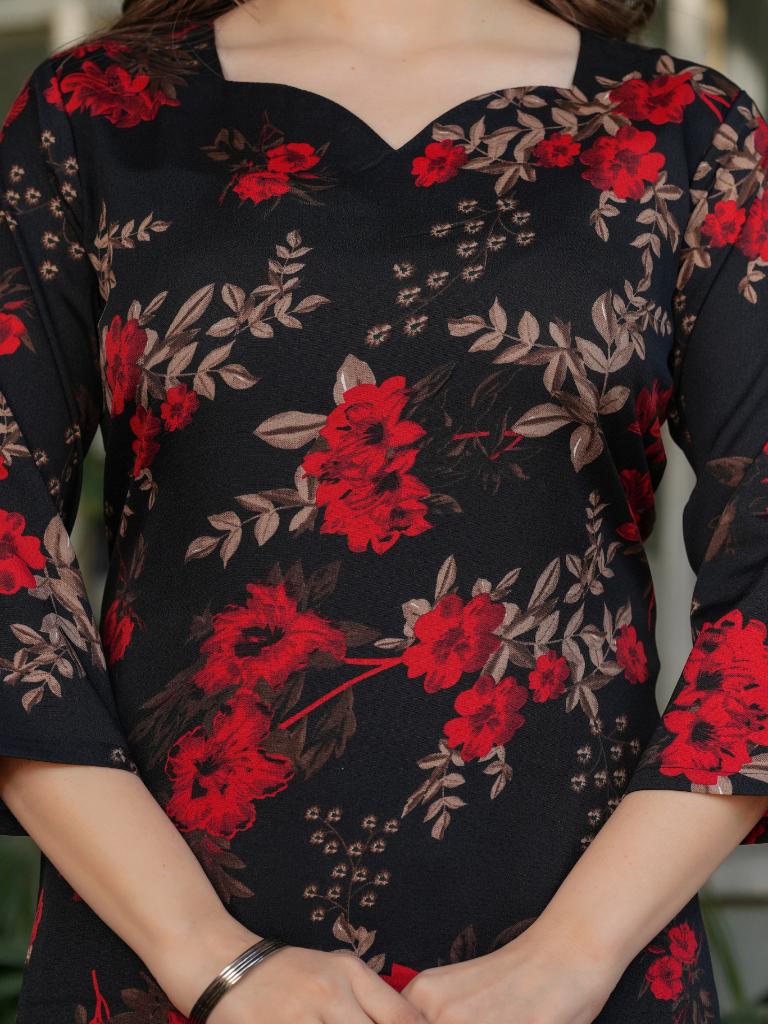 Women Black Floral Printed Kurta Set with Dupatta & Pant