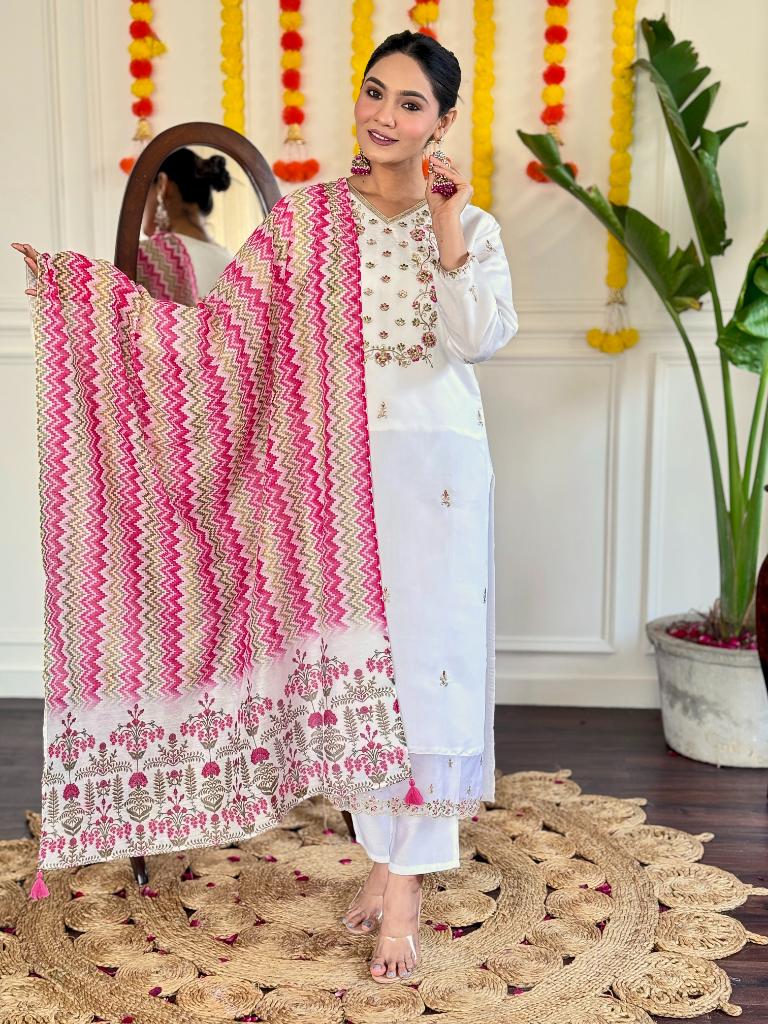 Women White Kurta Pant Set with Pink Printed Dupatta