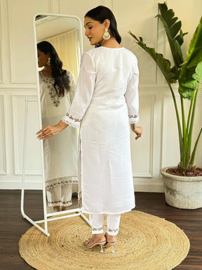 Women White Embroidered Kurta Pant Set with Printed Dupatta