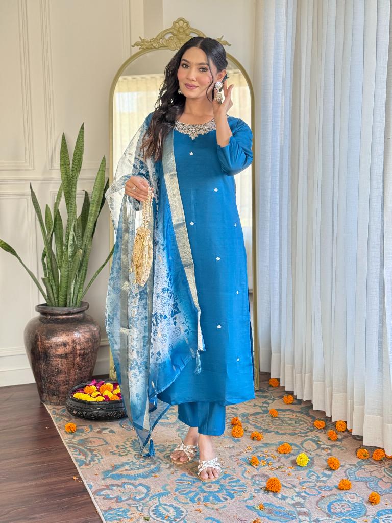 Women Teal Blue Embroidered Kurta Pant Set with Jacquard Dupatta