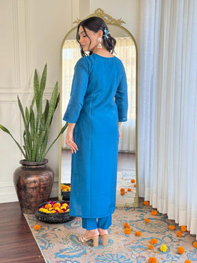 Women Teal Blue Embroidered Kurta Pant Set with Jacquard Dupatta