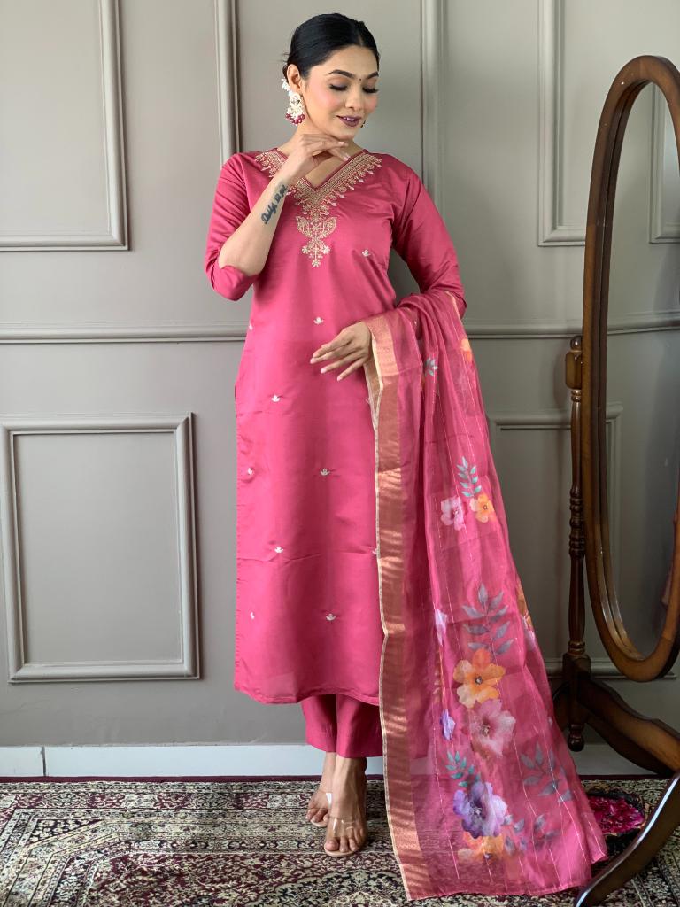 Women Rose Pink Embroidered Kurta Pant Set with Floral Organza Dupatta
