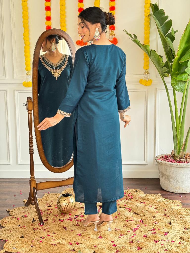 Women Teal Embroidered Kurta Pant Set with Dupatta