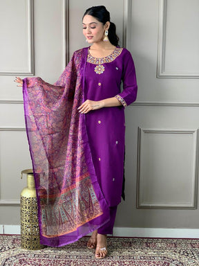 Women Purple Embroidered Kurta Pant Set with Printed Dupatta