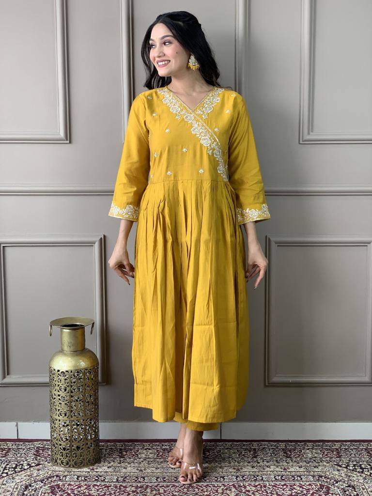 Women Mustard Yellow Embroidered Kurta Pant Set with Organza Dupatta
