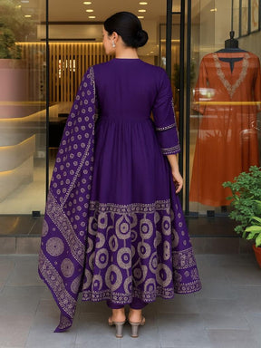 Women Purple Printed Anarkali Kurta Set with Dupatta