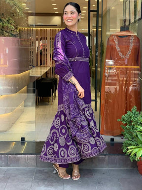Women Purple Printed Anarkali Kurta Set with Dupatta