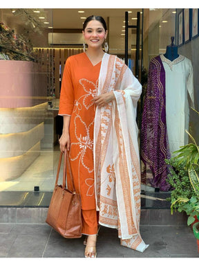 Women’s Orange Printed Kurta Set with Dupatta & Pants