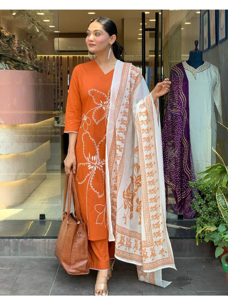 Women’s Orange Printed Kurta Set with Dupatta & Pants