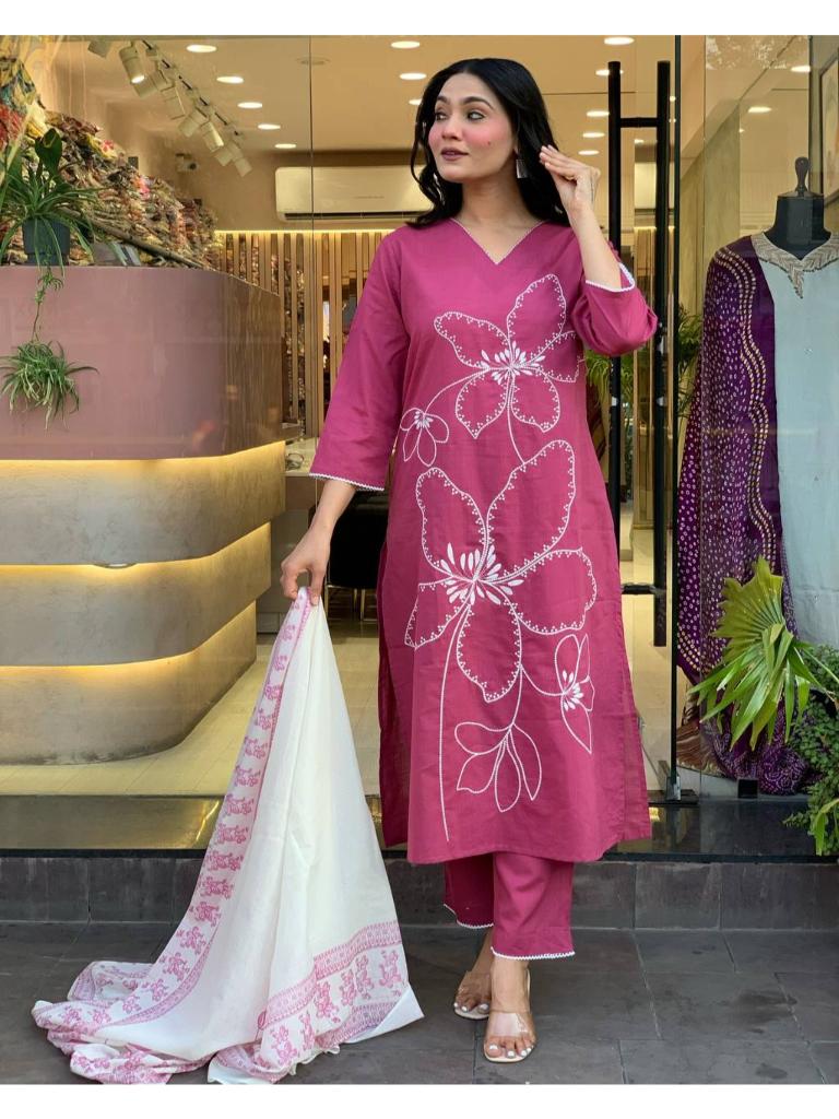 Women’s Pink Printed Kurta Set with Dupatta & Pants