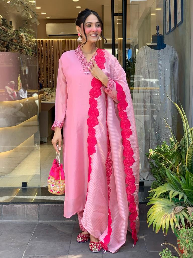 Women’s Pink Embroidered Kurta Set with Dupatta & Pants