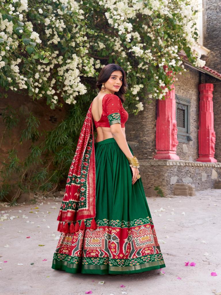 Women’s Green Lehenga Choli Set with Red Printed Dupatta