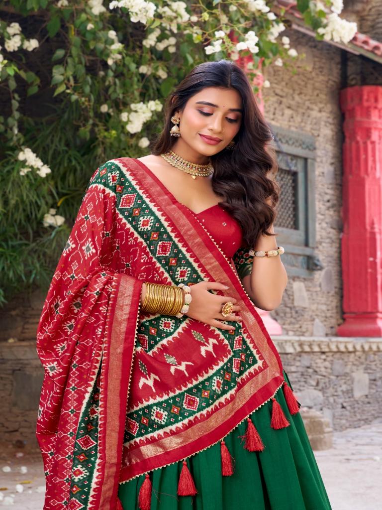 Women’s Green Lehenga Choli Set with Red Printed Dupatta