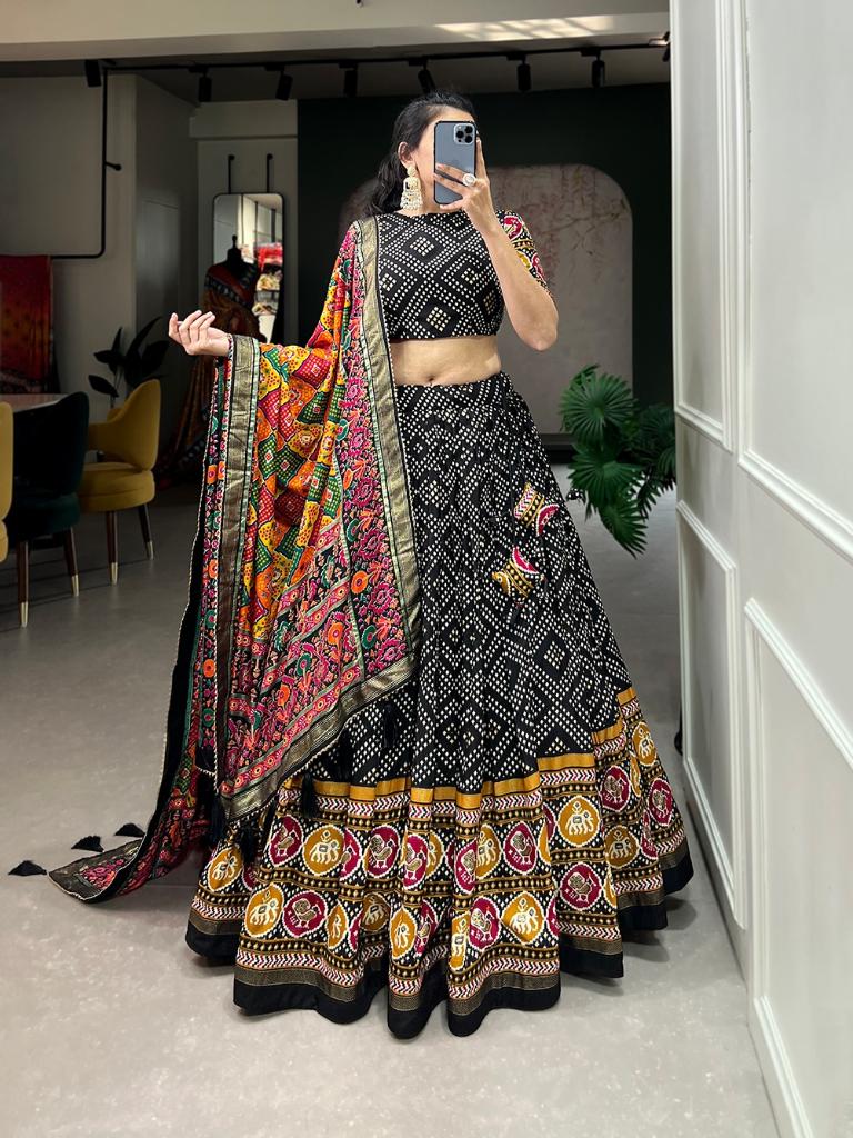 Women’s Black Printed Lehenga Choli Set with Dupatta