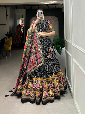 Women’s Black Printed Lehenga Choli Set with Dupatta