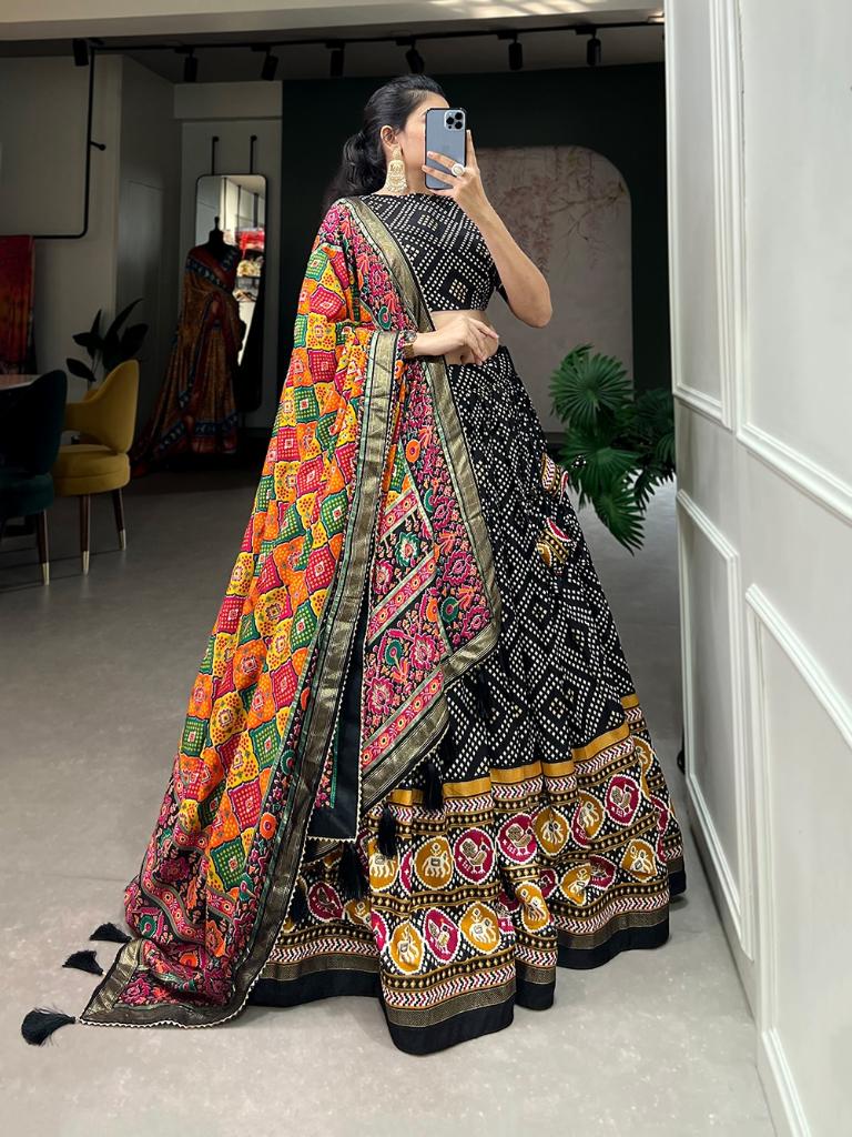 Women’s Black Printed Lehenga Choli Set with Dupatta
