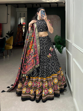 Women’s Black Printed Lehenga Choli Set with Dupatta