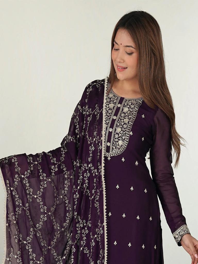 Women Purple Embroidered Kurta Pant Set with Dupatta